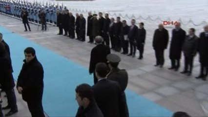Aliyev'i Karşılama Töreninde 'Dombra' Şarkısı