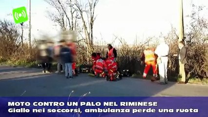 Moto contro un palo nel riminese. Soccorsi sfortunati, ambulanza fuori uso