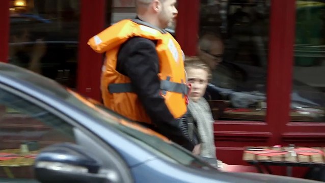 SNSM, Société nationale des sauveteurs en mer - secouristes en mer, Le gilet de sauvetage - juin 2012 - restaurant