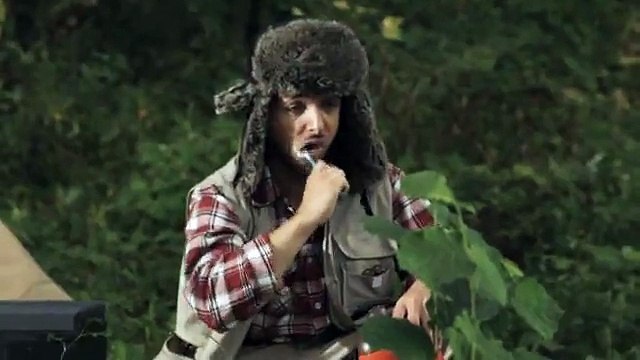 Tippex (Bic Europe) - correcteur - septembre 2010 - Tippex, white and rewrite , A hunter shoots a bear