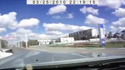 Acidentes Ridiculos Na Russia - Parte 12