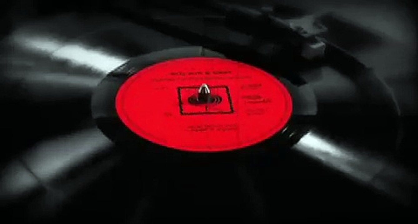 Umbro, Lille Olympique Sporting Club (LOSC) - équiepementier sportif - juillet 2010 - "We are the heart of football, WAHOF"