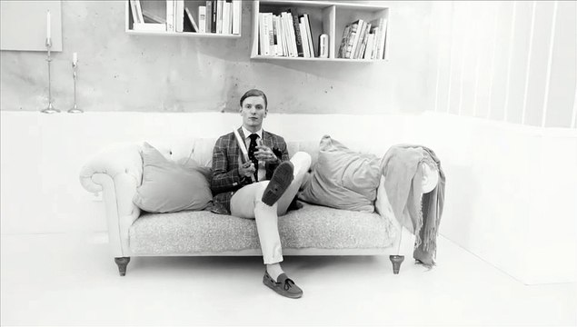 Vicomte A - vêtements et accessoires, You share, they strip, socialstriptease.com - juin 2013 - homme