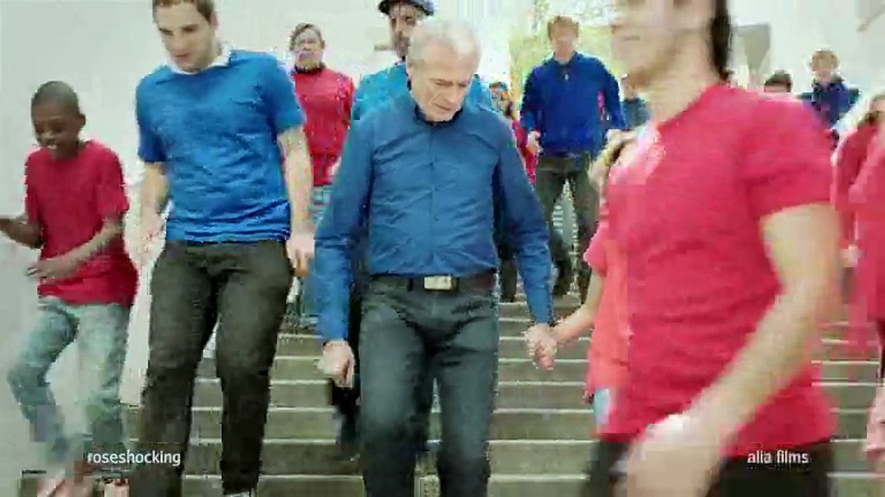 Secours Populaire Français - lutte contre la pauvreté, "Il n'y a pas d'humanité sans solidarité" - mai 2013 - 30s