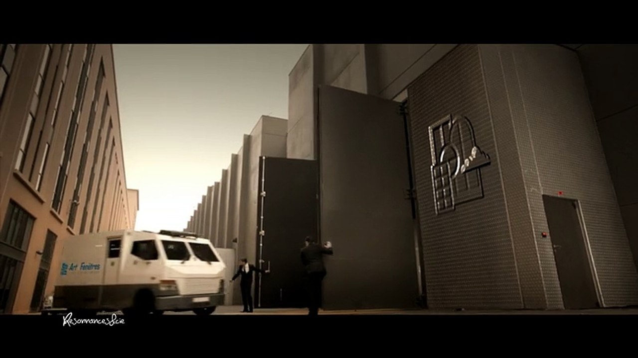 Résonnances & Cie pour Art & Fenêtres - fourniture et pose de menuiserie, «Art Design, avec Julien Courbet» - juin 2014 - 15s