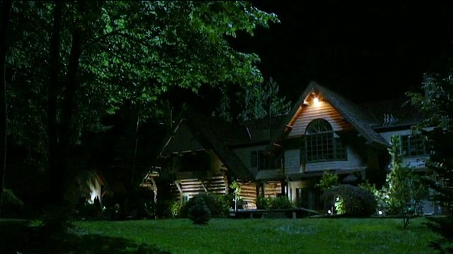 Syfy (NBC Universal) - chaîne de télévision spécialisée science fiction, Série Grimm - avril 2012 - Boucle d'or