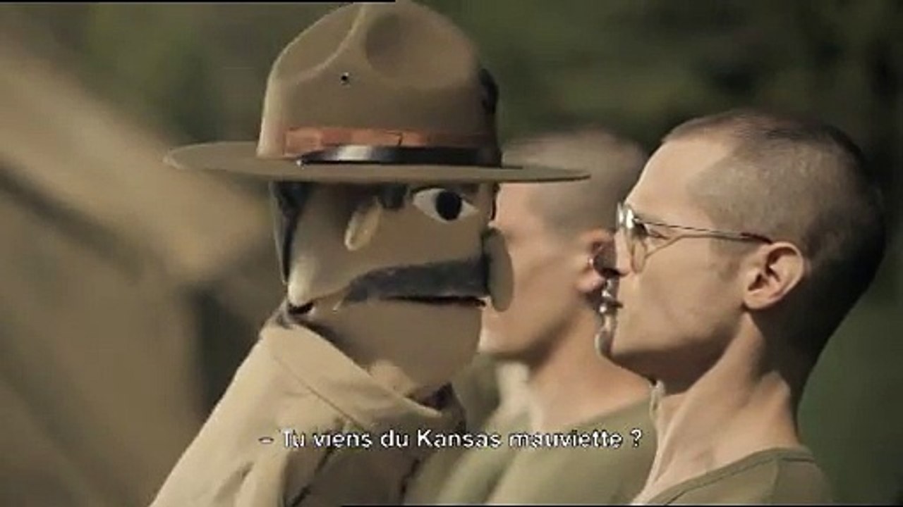 Wrigley's - chewing-gum Freedent - juin 2010 - "Les Puppets, les Marionnettes", "N'ayez plus peur d'ouvrir la bouche.", "L'armée"