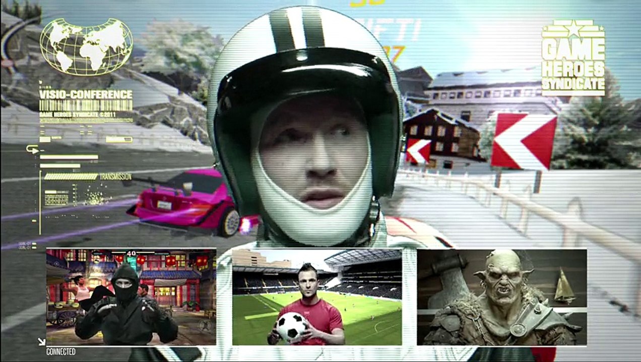 Sony Ericsson - téléphone portable avec manette de Playstation Xperia Play, "Orc vs Xperia Play" - avril 2011