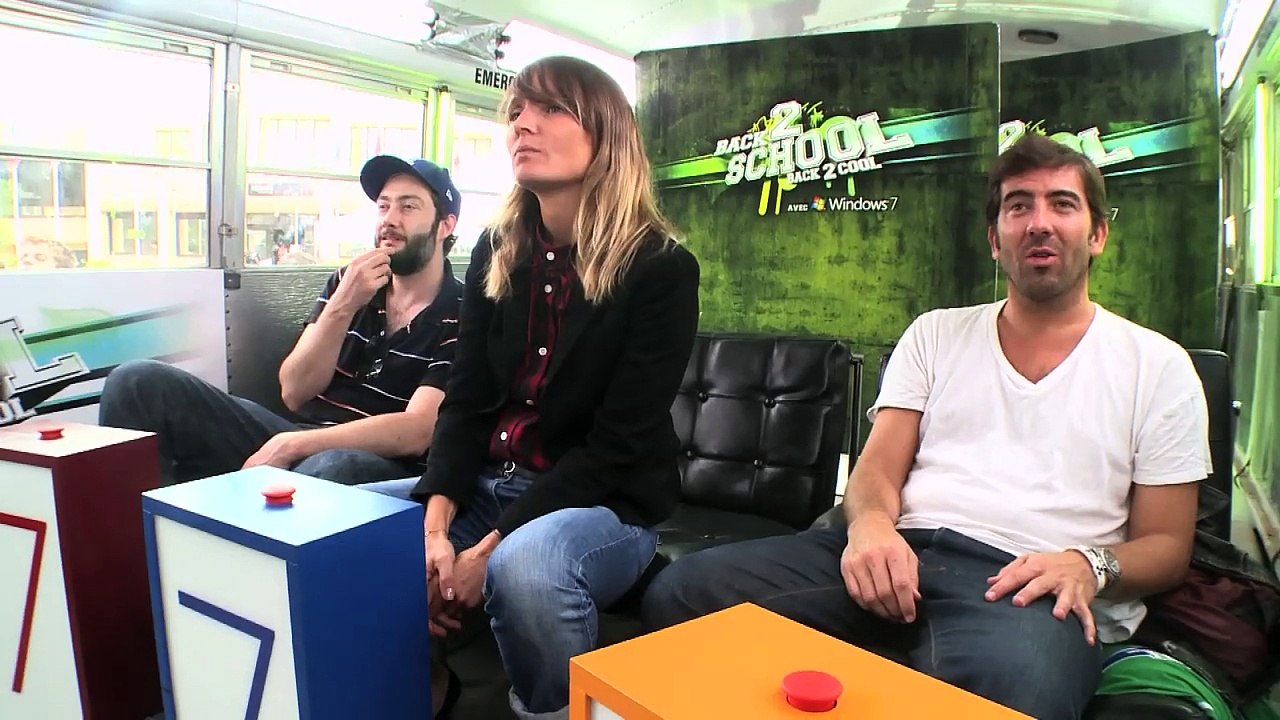 Windows (Microsoft) - système d'exploitation Windows 7 - octobre 2010 - "Back2school, Back2cool", candidat leader du concours et caleçons