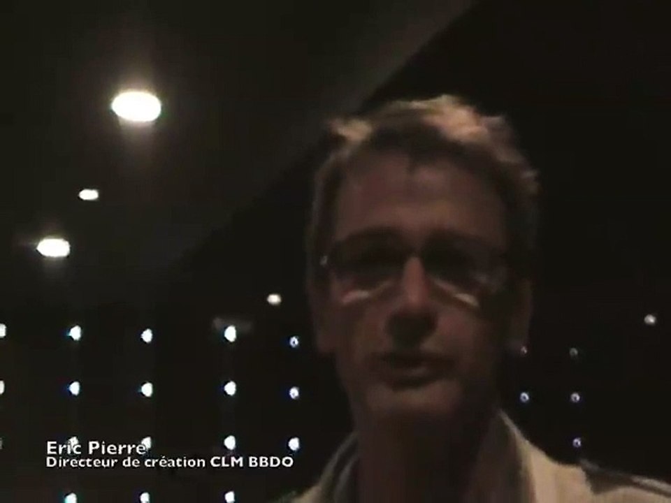 M&M's (Mars France) - bonbons - juin 2010 - "M&M's en 3D", interview de Eric Pierre, directeur de création CLM BBDO