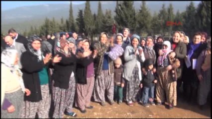 İzmir Taş Ocağına Çoluk Çocuk Direnen Akalan Köylüleri İçin Sevindiren Karar