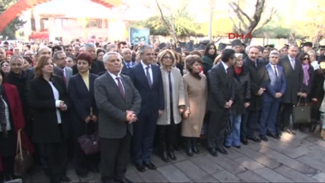 Zübeyde Hanım, Kabri Başında Anıldı