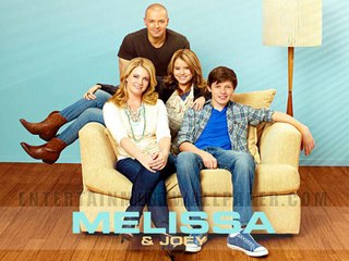 watch [!|Melissa & Joey|!] Season 4 Episode 3 : (The Honeymooners) live stream "Season Premiere"