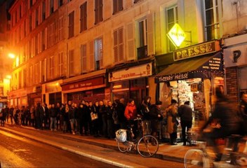 Charlie Hebdo'nun Satışı Sırasında 54 Kişi Gözaltına Alındı