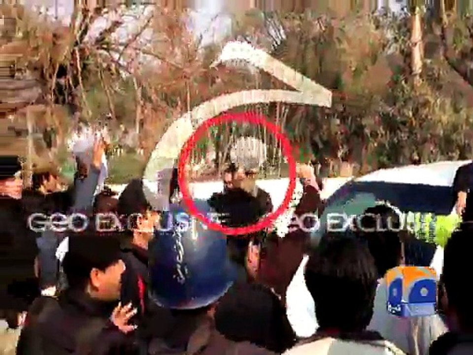 Respect parents who protested, understand their anguish: Imran Khan-Geo Reports-14 Jan 2015