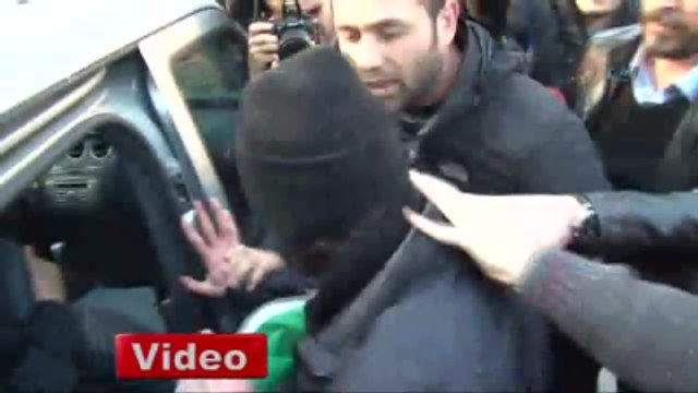 Cumhuriyet Gazetesi Önünde Eylem Yapan Şahsa Gözaltı