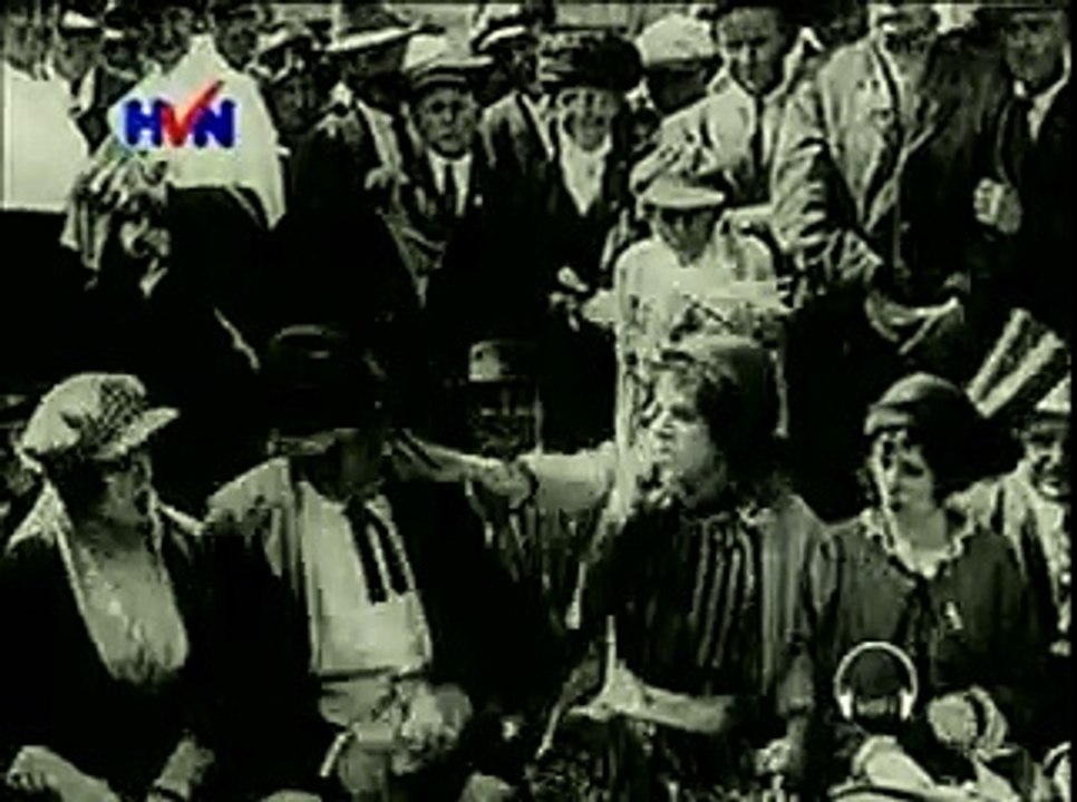 Charlie Chaplin A Busy Day full movie