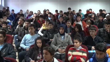 Yazar Saygılı'dan Öğrencilere: Her Hafta Bir Kitap Okuyun