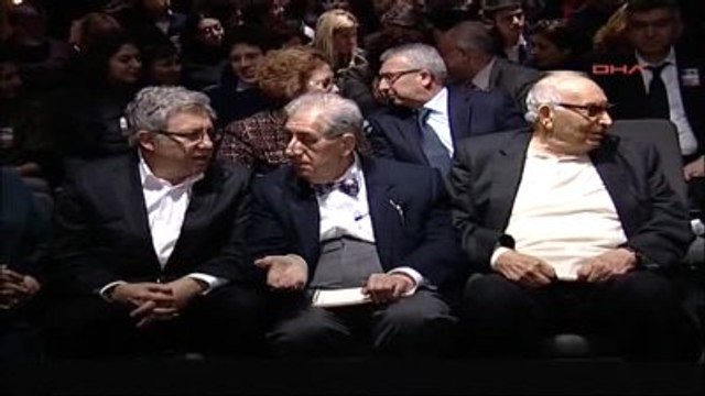 Yaşar Kemal'in Arşiv Görüntüsü 2