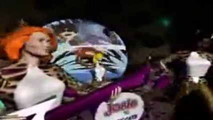 JOSIE AND THE PUSSYCATS   _  ROADRUNNER VIDEO CLIP