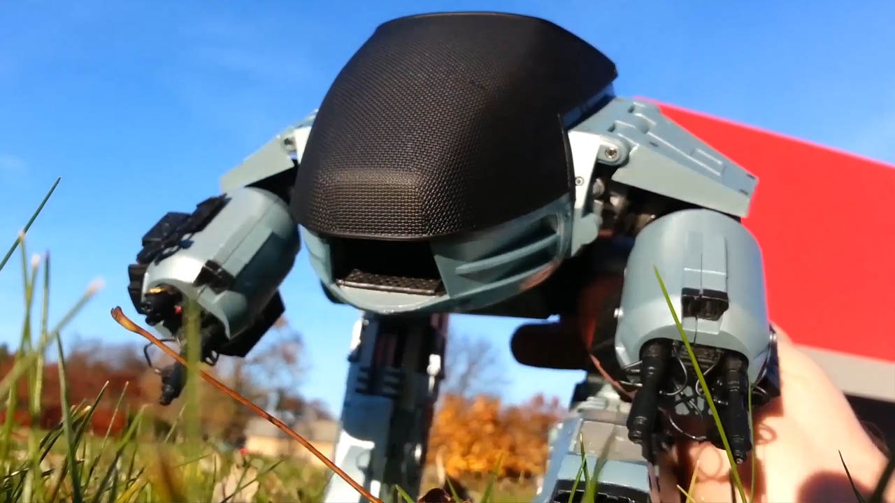 Classic Game Room - ED-209 Robocop action figure review