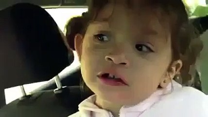Baby Sings Adele With A Lot Of Emotion!