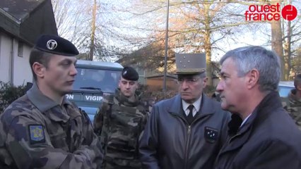 Vigipirate : à Rennes, le préfet à la rencontre des militaires