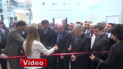 Bakan Zeybekci, Frankfurt'ta Ev Tekstili Fuarına Katıldı