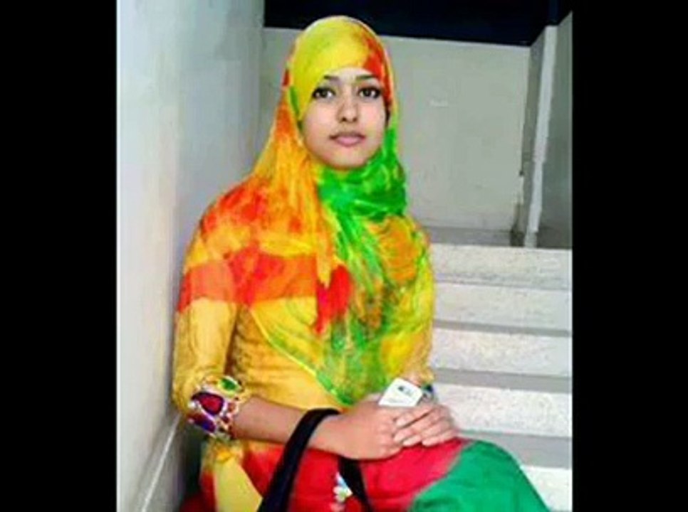 Girl Pray For Their Marriagae With Young Boys