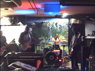 Gerry HenckenBeck Explosition- II - IN FROM THE STORM (JIMI HENDRIX COVER)