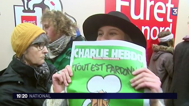 Les 700 000 exemplaires de Charlie Hebdo se sont arrachés dans les kiosques