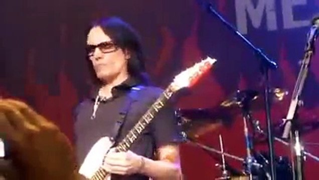 Steve vai song guitar - Steve Vai,Billy Sheehan,Mike Portnoy Concert HD