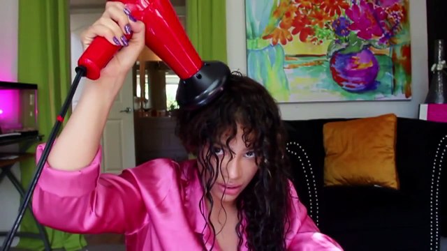 How to Style Curly Hair! (Curly hair routine)