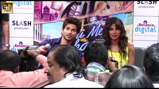 Priyanka Chopra & Shahid Kapoor's FACEOFF at Star Guild Awards 2015