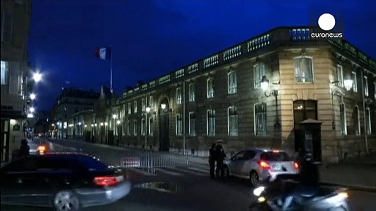 Paris: polizistin vor präsidentenpalast angefahren