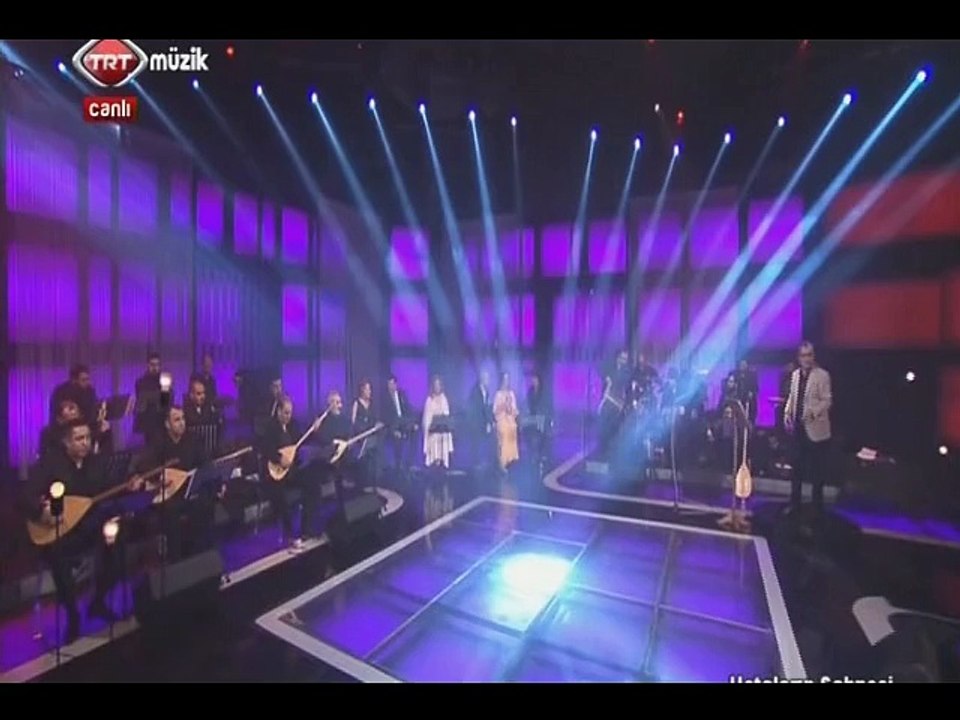 Bedia AKARTÜRK-Çekemedim Akça Kızın Göçünü Şef:Ömer Hayri UZUN