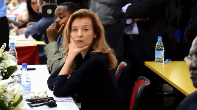 Merci pour ce moment au cinéma : Valérie Trierweiler va toucher le pactole