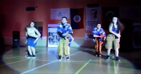 Liseliler Bu Defa Eğlendirdi!