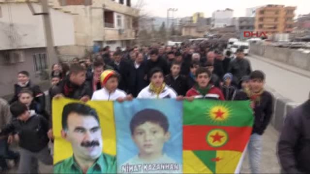 Cizre- 12 Yaşında Öldürülen Nihat'ın Öldüğü Yere Giden Sivil Toplum Örgütleri Açıklama Yaptı -1