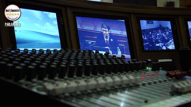 Quanta energia spreca la burocrazia? Gianni Girotto (M5S) - MoVimento 5 Stelle