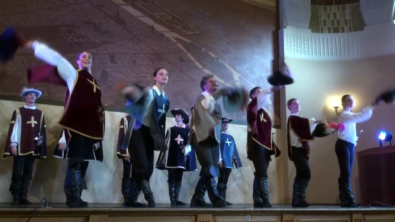 "Le rêve de D'Artagnan". Ballet Escrime cape et d'épée. Frédéric Trin