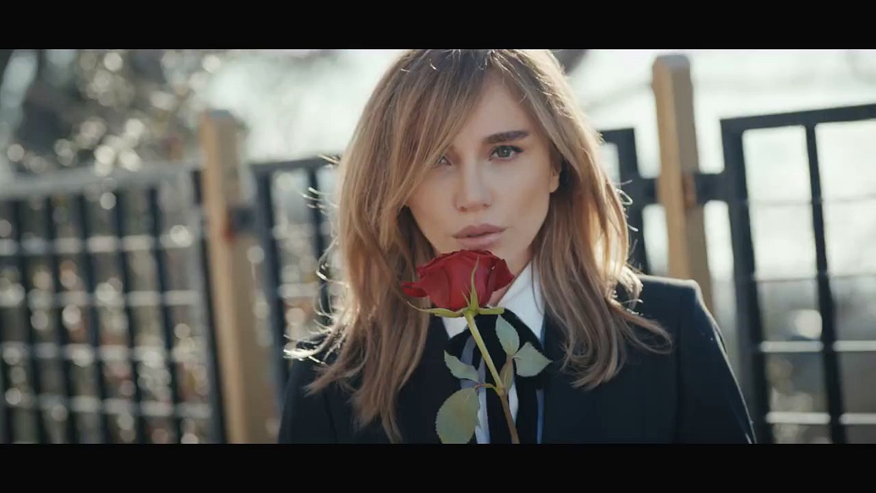 Gülşen - Emrin Olur