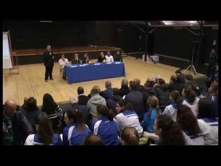 Napoli - I ragazzi di Scampia incontrano il ct della Nazionale di Pallavolo -1- (13.01.15)