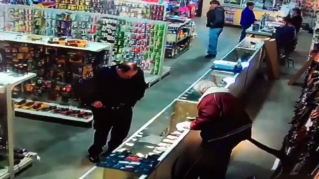 Dumb cop Shoots Off his Finger at Gun Store