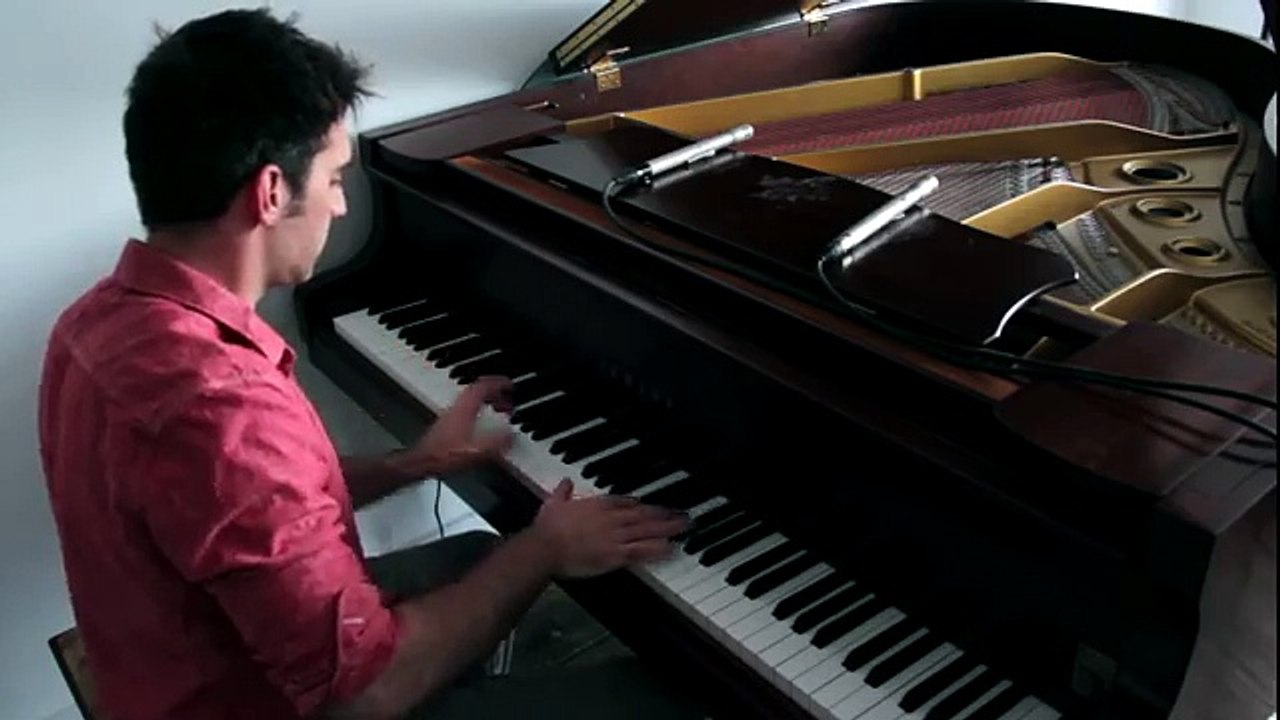 Friend Like Me - Piano Tribute to Robin Williams