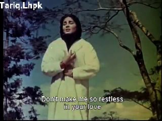 Aawaz Deke Hume Tum Bulao Muhabat mein itna Na Humko Sitao