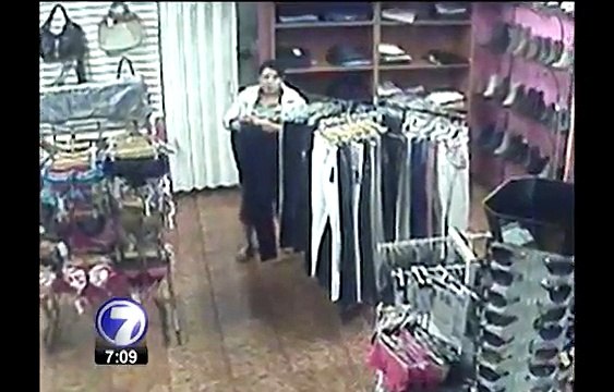 OIJ investigan banda de mujeres que roba en comercios en Alajuela