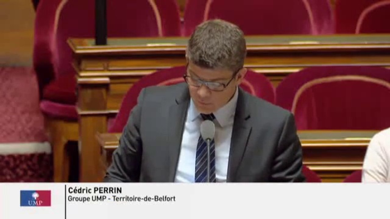 Terrorisme : " Allez-vous enfin déchoir de leur nationalité française les djihadistes binationaux ? "