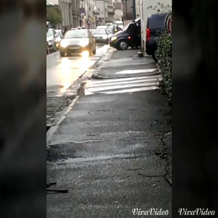 charlie hebdo : arrivee de charb a pontoise