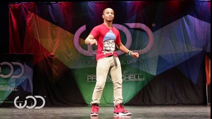 Robot Dansta Yeteneğin Adını Yazan Eleman